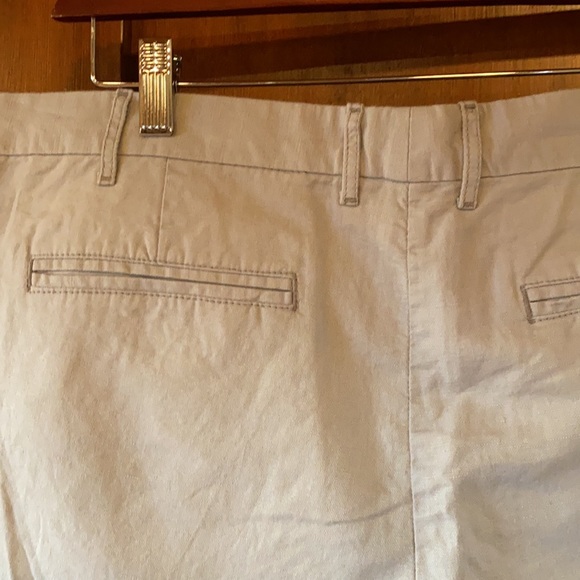 NWT Khaki by Gap boyfriend roll up shorts woman 12 - Picture 5 of 10